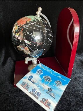 Onyx and Semi-Precious Gemstone Inlaid Globe Wood Bookend NWT